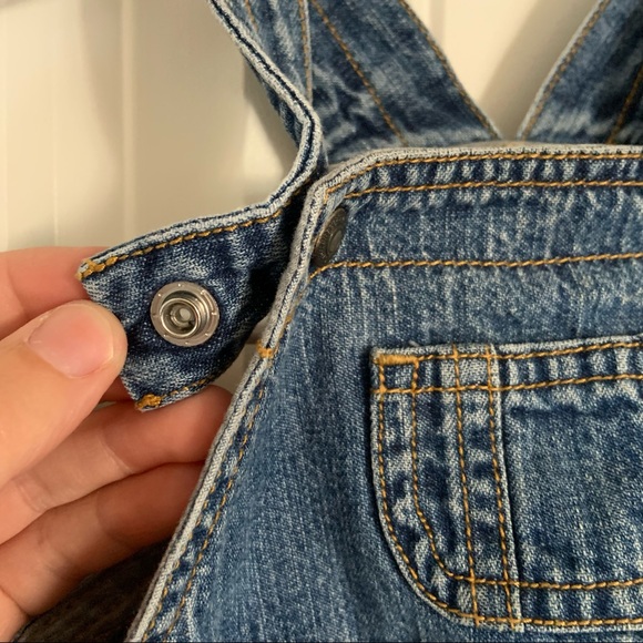 [BOGO ✨] Gap Jean Dress 🌻 - Picture 4 of 8